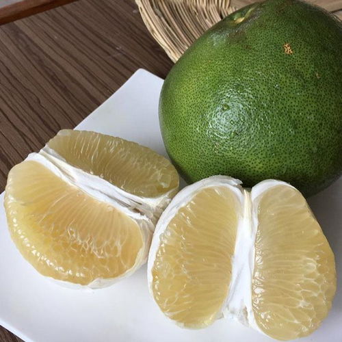 泰國青柚子 白心金柚的當(dāng)季魅力與市場機(jī)遇